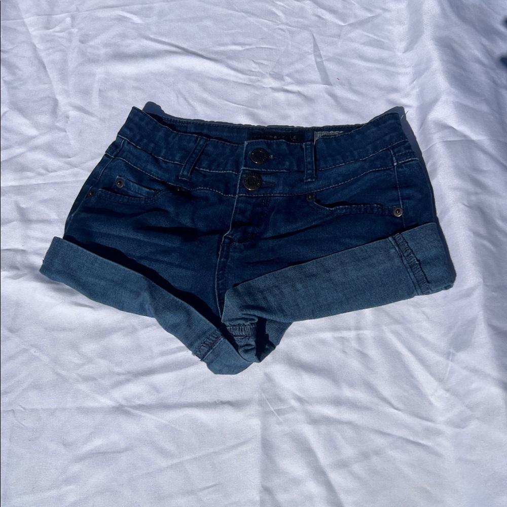 Aeropostale High waisted shorty size 0